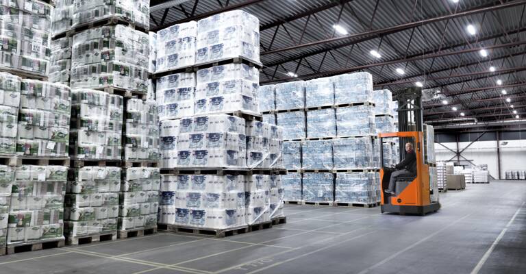 BT Reflex N-series reach truck forklift in warehouse